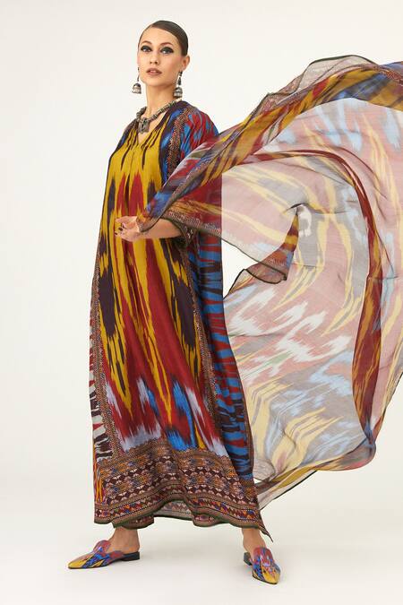 Shop Rajdeep Ranawat Multi Color Kota Doria Behroom Geometric Print Dupatta Online at Aza Fashions Shop_Rajdeep Ranawat_Multi Color Kota Doria Behroom Geometric Print Dupatta_Online_at_Aza_Fashions