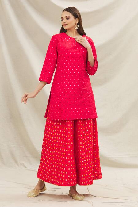 Vishwa By Pinki Sinha_Red Silk Bandhani Print Sharara _Online_at_Aza_Fashions