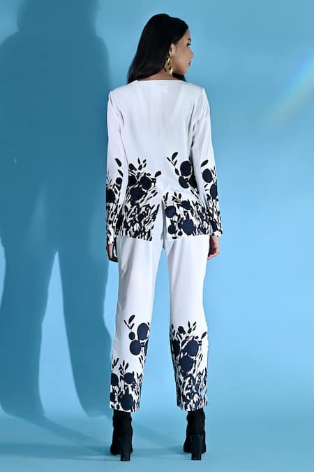 Shop_Jyoti Sachdev Iyer_White Cotton, Bamboo Embroidery Sweetheart Floral Print Jacket And Trouser Set _at_Aza_Fashions