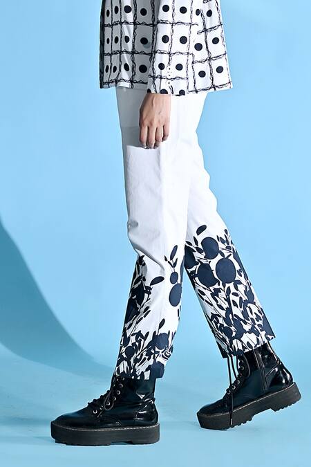 Jyoti Sachdev Iyer White Cotton, Bamboo Collared Geometric Print Jacket And Trouser Set Online at Aza Fashions Jyoti Sachdev Iyer_White Cotton, Bamboo Collared Geometric Print Jacket And Trouser Set _Online_at_Aza_Fashions