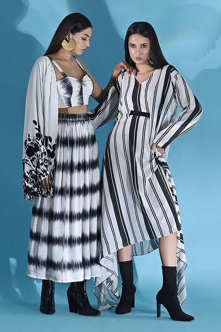 Jyoti Sachdev Iyer_White Bamboo, Cotton Embroidery Open Neck, Floral Print Jacket And Trouser Set _at_Aza_Fashions