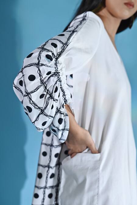 Shop_Jyoti Sachdev Iyer_White Bamboo V-neck Geometric Print Dress _Online_at_Aza_Fashions