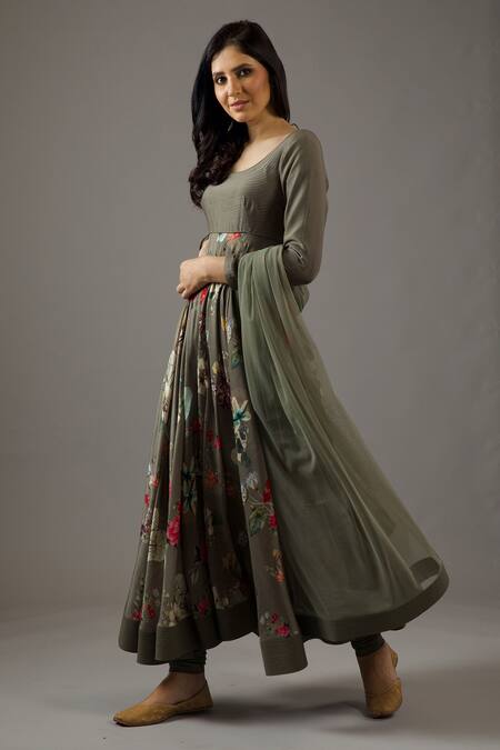 Balance By Rohit Bal_Grey Chanderi Silk, Net, Cotton Embroidery Scoop Neck Printed Anarkali Set _at_Aza_Fashions