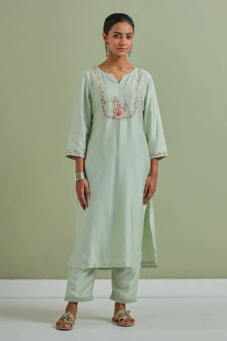 Priya Chaudhary Floral Embroidered Straight Kurta & Pant Set 