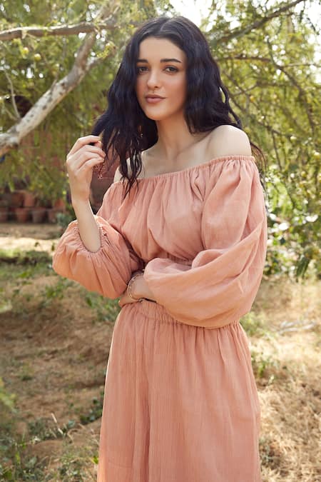 Buy_Palak Khandelwal_Pink Cotton Off-shoulder Puff Sleeve Pant Set _Online_at_Aza_Fashions