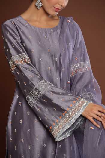 Buy_Palak Khandelwal_Grey Chanderi, Organza Cut Work, Embroidery, Pearls Round Neck Kurta Pant Set 