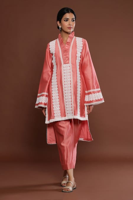 Palak Khandelwal Pink Chanderi Embroidery Split V-neck High-low Kurta And Pant Set Online at Aza Fashions Palak Khandelwal_Pink Chanderi Embroidery Split V-neck High-low Kurta And Pant Set _Online_at_Aza_Fashions