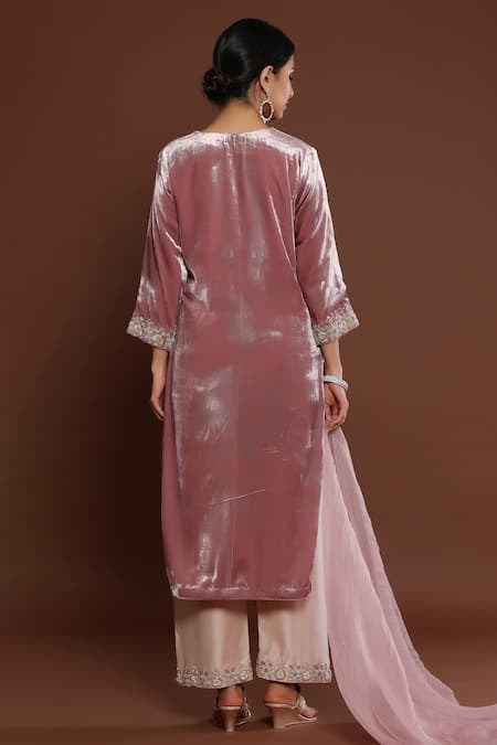 Shop Palak Khandelwal Pink Velvet, Chanderi, Organza Pearls, Diamonds, Cut Work, Kurta Pant Set at Aza Fashions Shop_Palak Khandelwal_Pink Velvet, Chanderi, Organza Pearls, Diamonds, Cut Work, Kurta Pant Set _at_Aza_Fashions