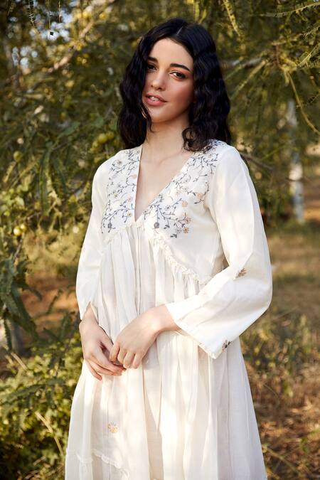 Shop Palak Khandelwal Ivory Cotton, Silk Pearls, Embroidery V-neck Dress Online at Aza Fashions Shop_Palak Khandelwal_Ivory Cotton, Silk Pearls, Embroidery V-neck Dress _Online_at_Aza_Fashions