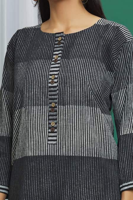 Shop_Banana Labs_Black Cotton Round Neck Stripe Print Kurta And Pant Set _Online_at_Aza_Fashions