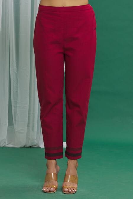 Banana Labs_Red Cotton Tassels Round Neck Abstract Print Kurta Set _Online_at_Aza_Fashions