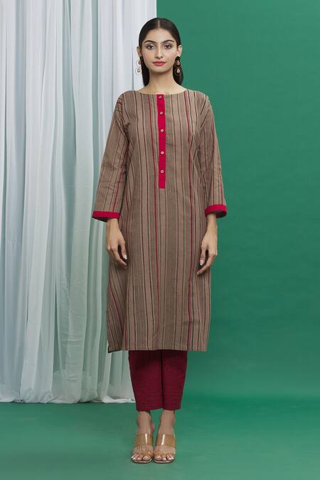 Banana Labs_Brown Cotton Tassels Round Neck Stripe Printed Kurta Set _Online_at_Aza_Fashions