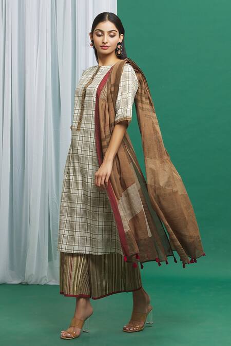 Buy_Banana Labs_Brown Cotton Tassels Round Neck Checkered Print Kurta Palazzo Set _Online_at_Aza_Fashions