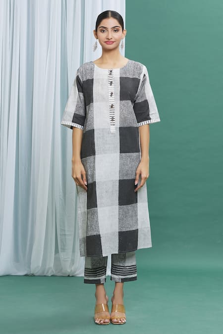Banana Labs_Black Cotton Geometric Round Kurta And Pant Set _Online_at_Aza_Fashions
