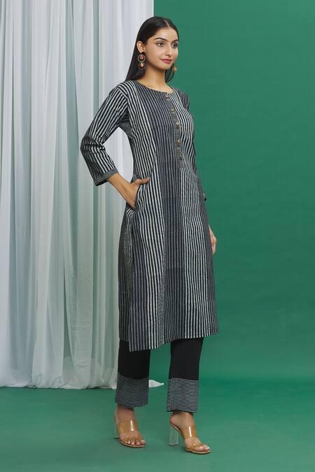 Buy_Banana Labs_Black Cotton Round Neck Kurta And Pant Set _Online_at_Aza_Fashions