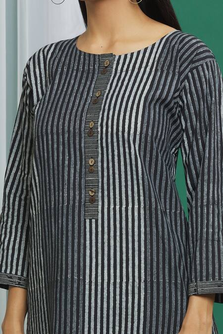 Shop Banana Labs Black Cotton Tassels Round Neck Stripe Printed Kurta Pant Set Online at Aza Fashions Shop_Banana Labs_Black Cotton Tassels Round Neck Stripe Printed Kurta Pant Set _Online_at_Aza_Fashions