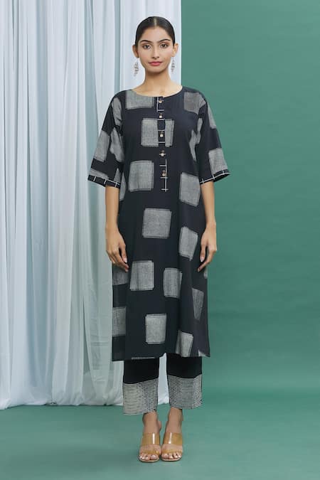 Buy_Banana Labs_Black Cotton Geometric Round Handblock Print Kurta Set_Online_at_Aza_Fashions