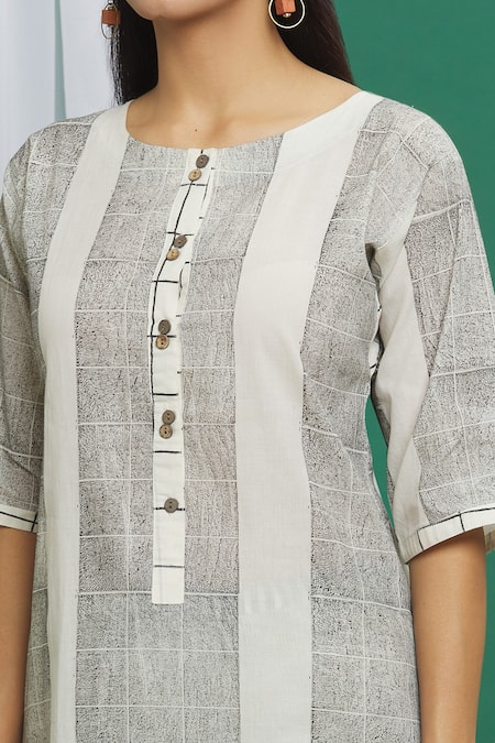 Shop_Banana Labs_Black Cotton Round Neck Geometric Print Kurta Set _Online_at_Aza_Fashions