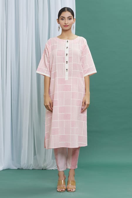 Banana Labs Pink Cotton Checkered, Striped Round Hand Printed Kurta Set Online at Aza Fashions Banana Labs_Pink Cotton Checkered, Striped Round Hand Printed Kurta Set _Online_at_Aza_Fashions