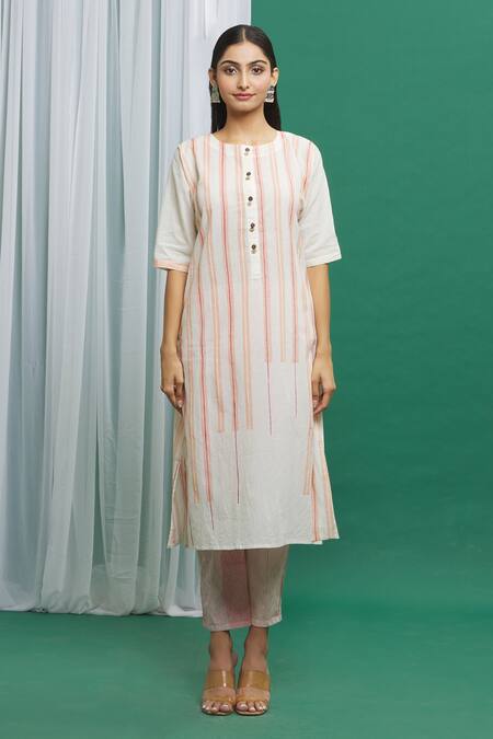 Banana Labs_Pink Cotton Tassels Round Neck Stripe Print Kurta Set _Online_at_Aza_Fashions