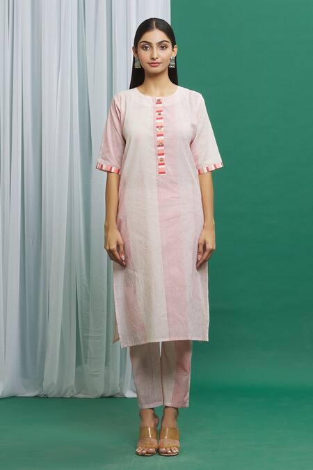 Banana Labs Pink Cotton Tassels Round Neck Hand Block Print Kurta Set Online at Aza Fashions Banana Labs_Pink Cotton Tassels Round Neck Hand Block Print Kurta Set _Online_at_Aza_Fashions