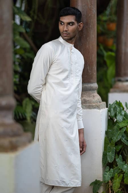 Punit Balana_White Chanderi Silk Embroidery Resham Kurta And Pant Set _Online_at_Aza_Fashions