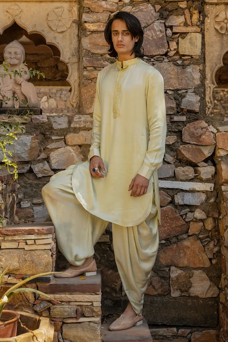 PUNIT BALANA Solid Kurta With Dhoti Pant 