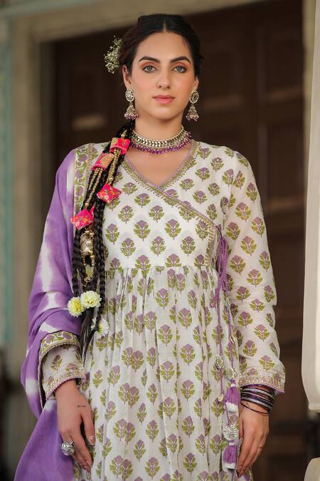 Buy_Bairaas_Purple Cotton Sequins, Embroidery V-neck Mughal Print Anarkali With Dupatta_Online_at_Aza_Fashions