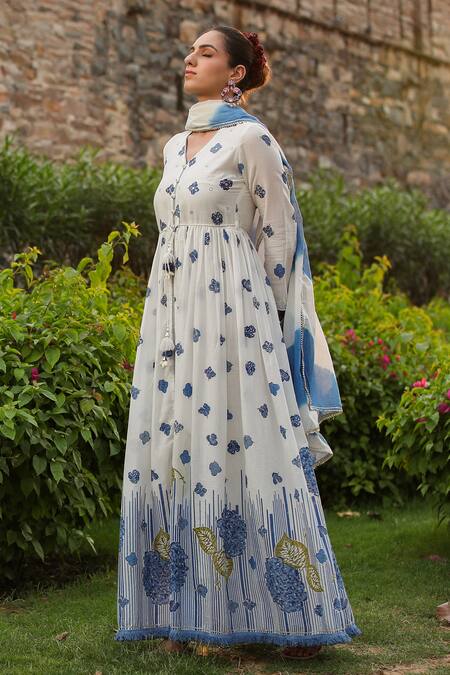 Bairaas_Blue Mul Cotton Printed Block V Neck Anarkali With Dupatta_at_Aza_Fashions