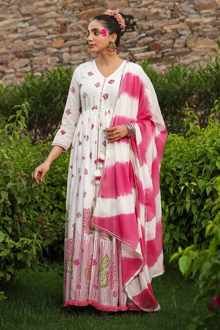 Buy_Bairaas_Pink Mul Cotton Printed Block V Neck Hand Anarkali With Dupatta_Online_at_Aza_Fashions