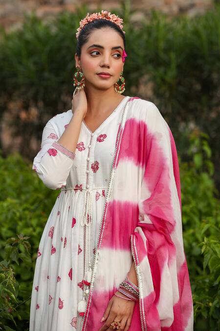 Shop_Bairaas_Pink Mul Cotton Printed Block V Neck Hand Anarkali With Dupatta_Online_at_Aza_Fashions