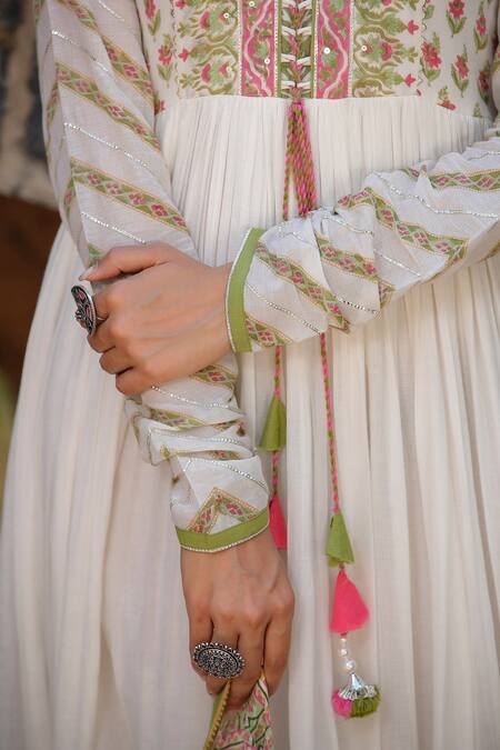 Bairaas_Green Mul Cotton Printed Block Blunt V Neck Hand Anarkali With Dupatta_at_Aza_Fashions