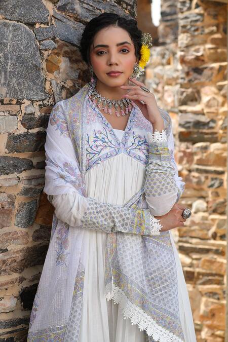 Buy_Bairaas_Blue Anarkali Mul Cotton, Dupatta Kota Doria Block Print, Floral With_Online_at_Aza_Fashions