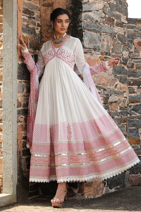 Bairaas_Pink Anarkali Mul Cotton, Dupatta Kota Doria Block Print, Sequin Blunt V With_at_Aza_Fashions