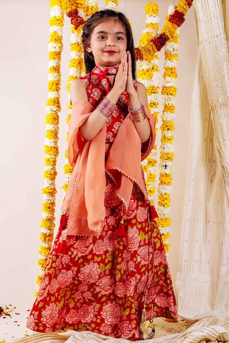Red lehenga image | Latest wedding lehenga dresses for girls. | Pakistani  bride, Latest bridal dresses, Pakistani bridal wear