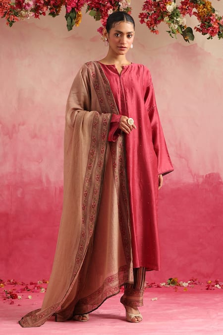 Weaver Story Chandramallika Mukaish Embroidered Kurta Set 