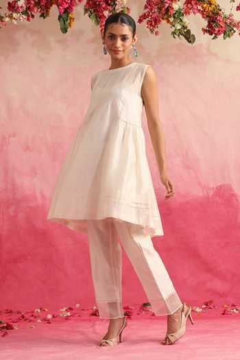 Weaver Story_White Chanderi Silk Embroidery Boat Neck Motiya Anarkali And Pant Set _Online_at_Aza_Fashions