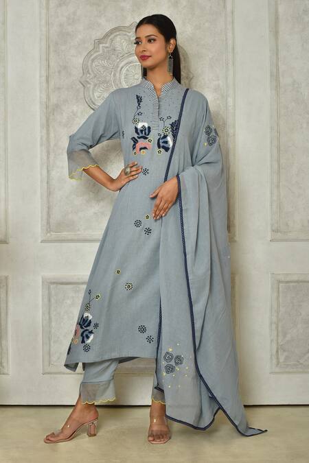 Buy Grey Embroidered And Embellished Thread & Floral A-line Kurta Set For  Women by Samyukta Singhania Online at Aza Fashions.