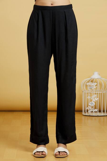 Samyukta Singhania_Black Rayon, Modal, Silk Embroidery Solid Anarkali Set With Ajrak Print Dupatta_at_Aza_Fashions