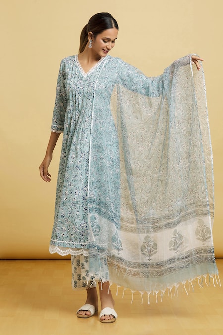Buy_Naintara Bajaj_Blue Cotton, Kota Doria Lace, Embroidery Handblock Floral Print Kurta Pant Set _Online_at_Aza_Fashions