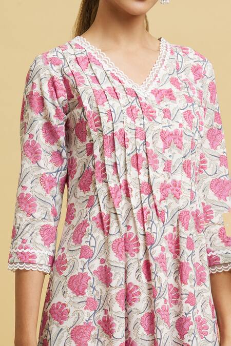 Shop_Naintara Bajaj_Pink Cotton, Kota Doria Lace, Embroidery Round Floral Vine Print Kurta Pant Set _Online_at_Aza_Fashions