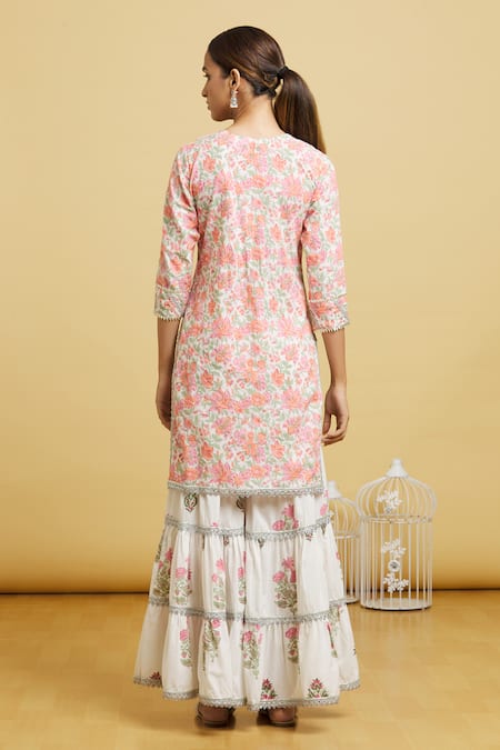 Naintara Bajaj Gotapatti Lined Kurta Gharara Set 