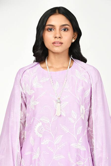 Komal Shah_Purple Chanderi Lace, Embroidery Round Neck Jaal Chaav Floral Vine Kurta Set _Online_at_Aza_Fashions