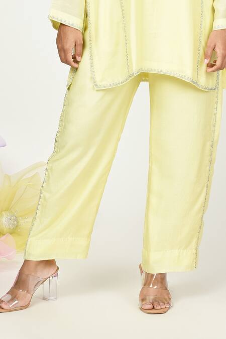 Buy Komal Shah Yellow Silk Embroidery Keyhole Neck Hira Chaav Neckline Top And Pant Set Online at Aza Fashions Buy_Komal Shah_Yellow Silk Embroidery Keyhole Neck Hira Chaav Neckline Top And Pant Set _Online_at_Aza_Fashions