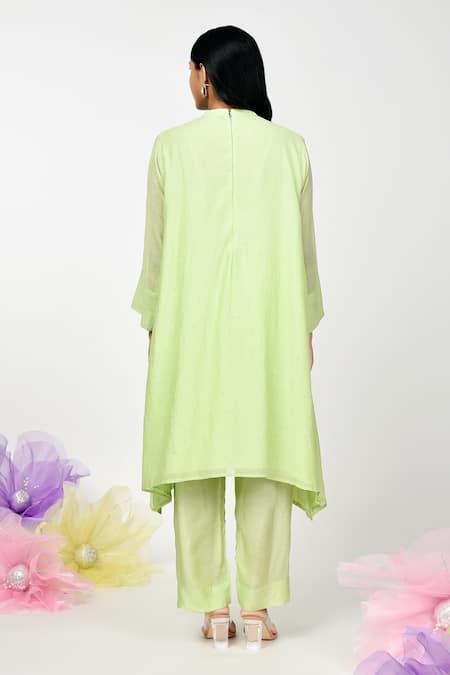 Shop Komal Shah Green Chanderi, Silk Embroidery Round Neck Chaav Kurta And Pant Set at Aza Fashions Shop_Komal Shah_Green Chanderi, Silk Embroidery Round Neck Chaav Kurta And Pant Set _at_Aza_Fashions