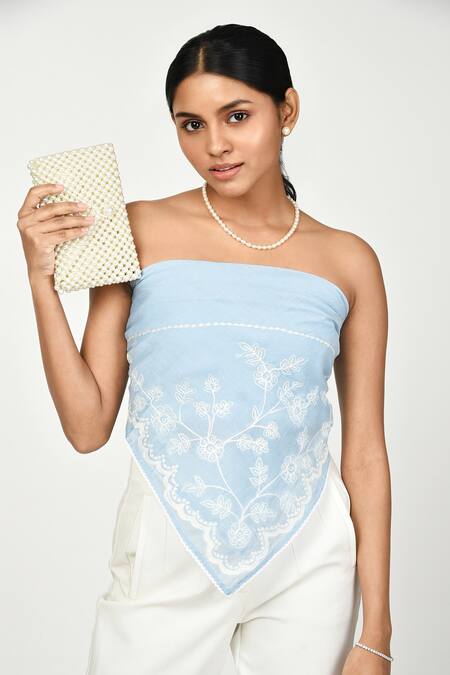 Komal Shah Blue Floral Summer Chanderi Florette Embroidered Scarf Online at Aza Fashions Komal Shah_Blue Floral Summer Chanderi Florette Embroidered Scarf _Online_at_Aza_Fashions