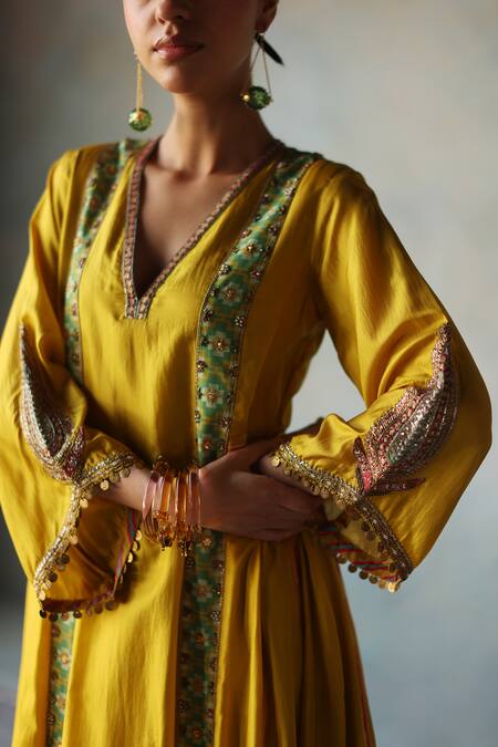 Shop Rajiramniq Yellow Silk Placement Hand Embroidery Cutdana V Neck And Sequin Anarkali Set Online at Aza Fashions Shop_Rajiramniq_Yellow Silk Placement Hand Embroidery Cutdana V Neck And Sequin Anarkali Set _Online_at_Aza_Fashions