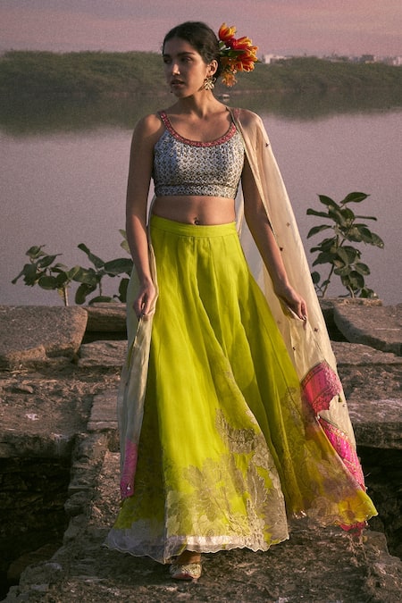 Rajiramniq Hand Embroidered Blouse Lehenga Set 