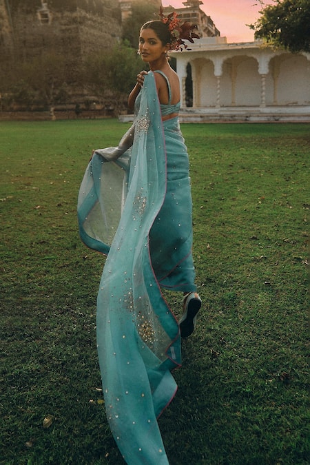 Rajiramniq Hand Embroidered Saree With Unstitched Blouse Fabric 