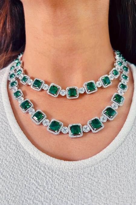 Prerto Green Embellished Norah Emerald Layered Choker 